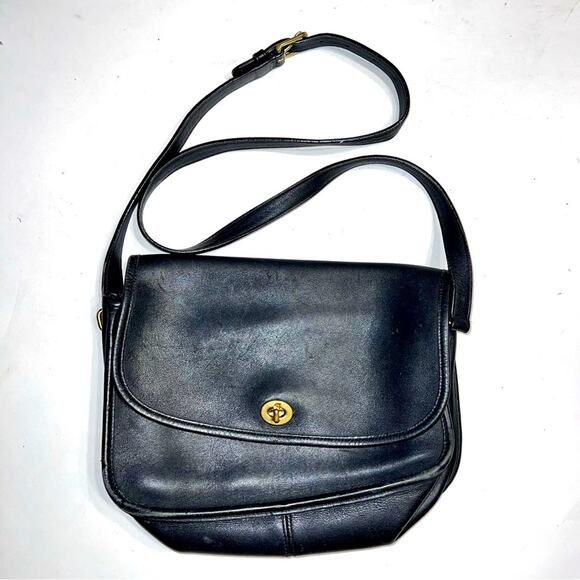 VNTG COACH turn lock beekman crossbody - Picture 1 of 5
